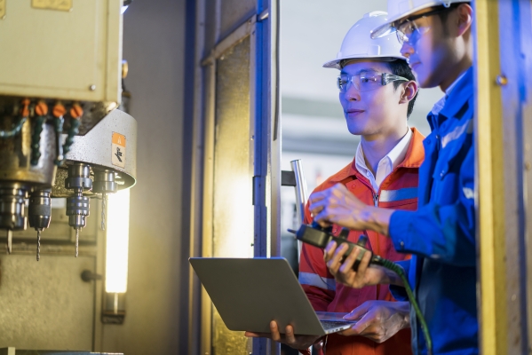 Machining Precision Components
